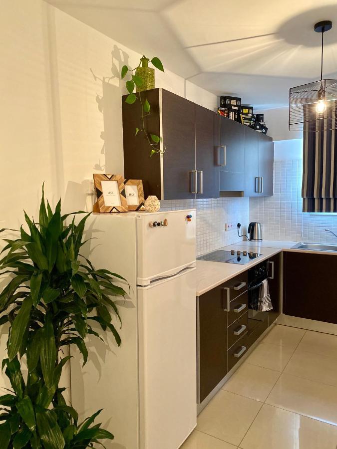 Fat Cow Apartment 102 Livadhia Zewnętrze zdjęcie