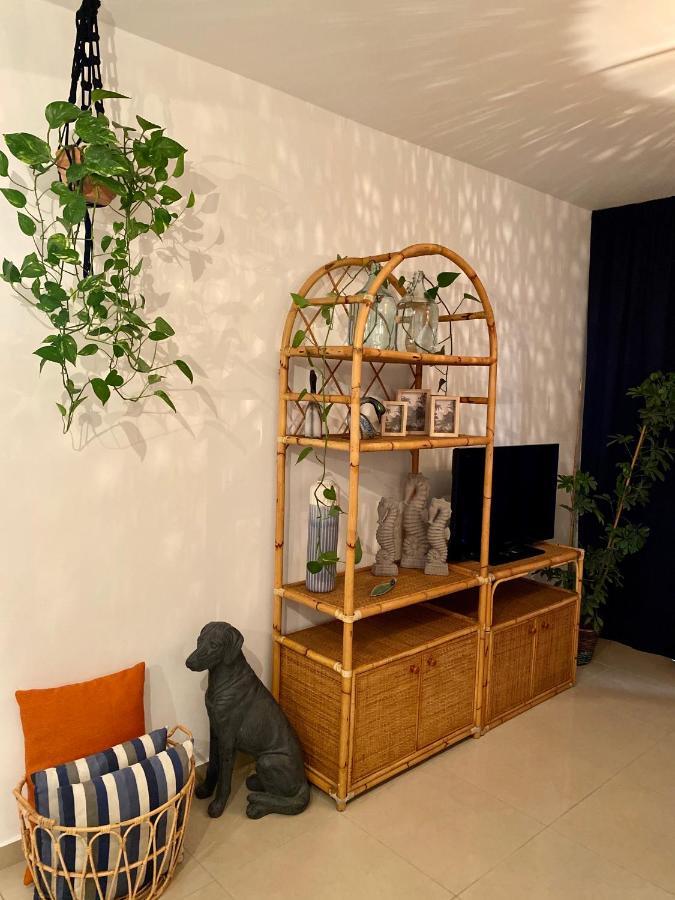 Fat Cow Apartment 102 Livadhia Zewnętrze zdjęcie